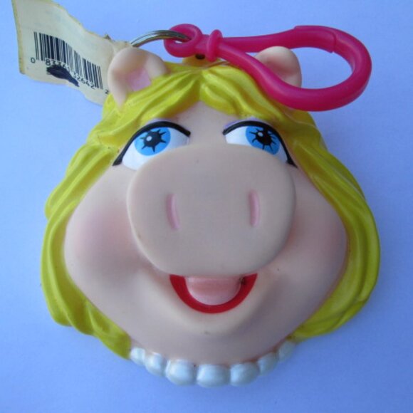 Vintage Muppets Miss Piggy coin purse/backpack clip NWT - Picture 1 of 2